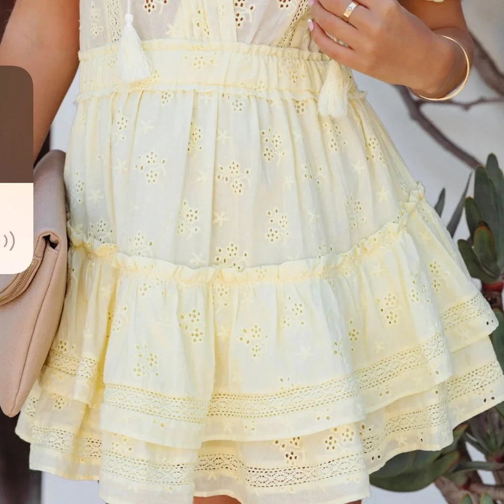 Vici Mini cotton eyelet yellow size large dress - Picture 2 of 5